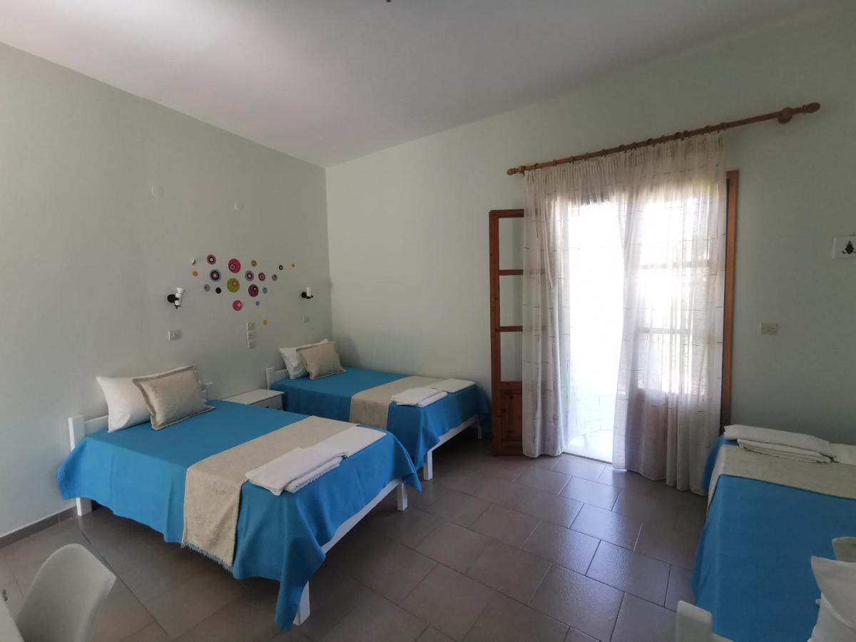 Pension Anna Patitírion Extérieur photo